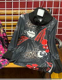 Michael Tyler - Women's Long Sleeve Print Top