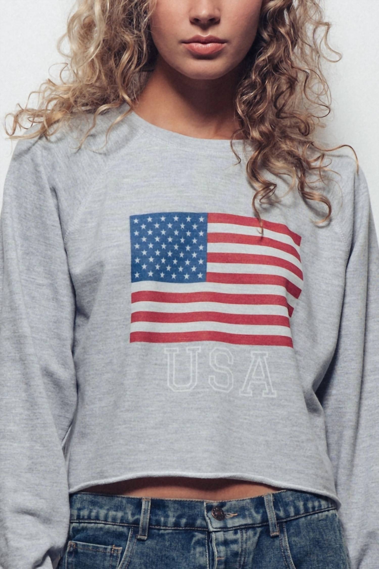Urban Daizy - Cropped USA Flag Graphic Sweatshirt