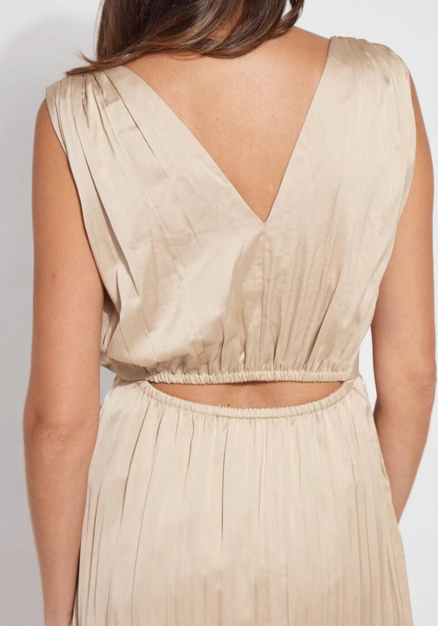Lysse - The Packable Pleated Dress