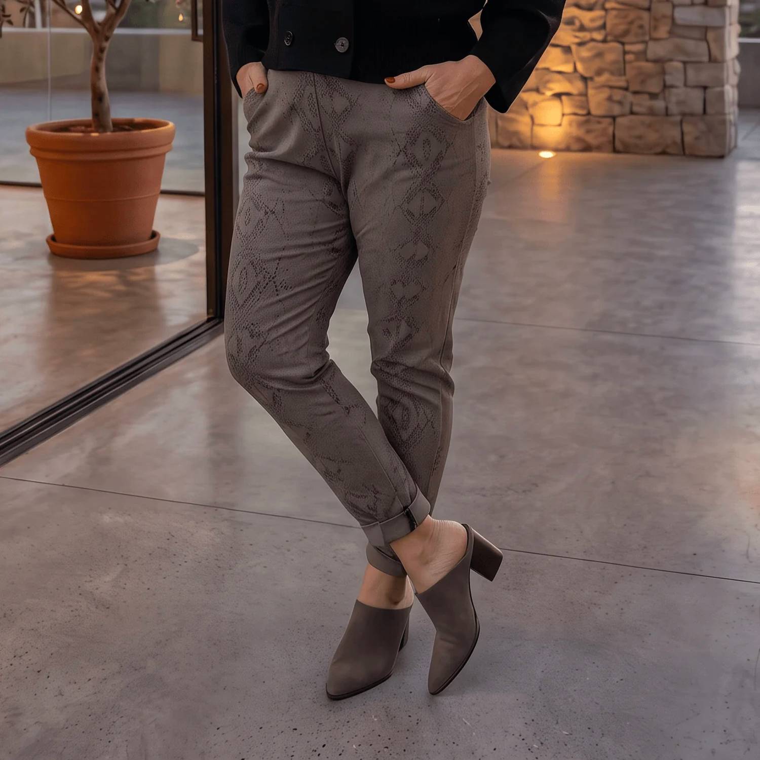Made In Italy - Snake Print Italian Magic Pants