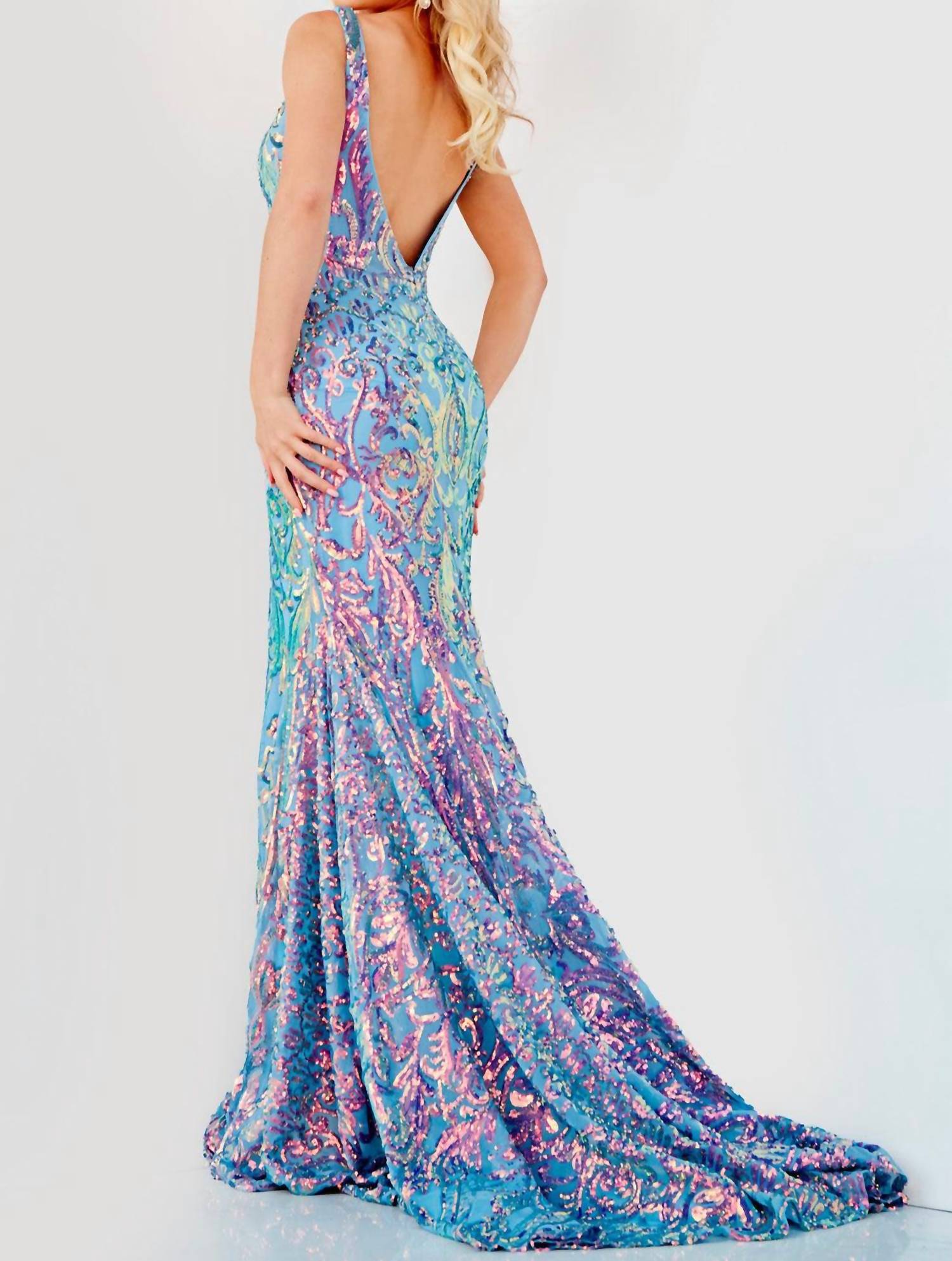 Jovani - V-neck Open Back Dress