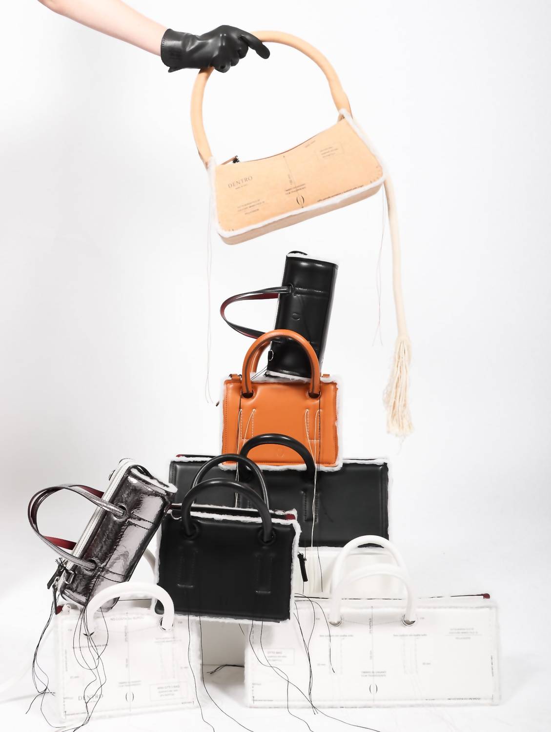 Dentro - Women's Savvas Shoulder Bag