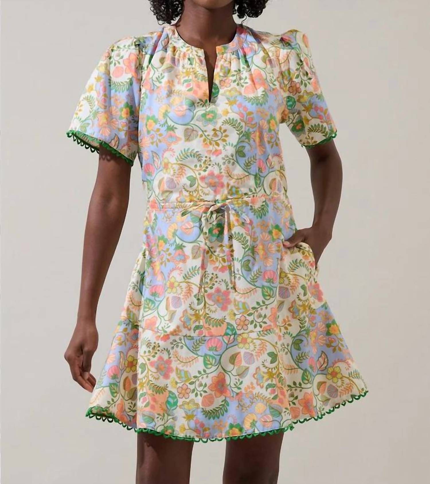 Sugarlips - Zamara Floral Bouse Shift Mini Dress