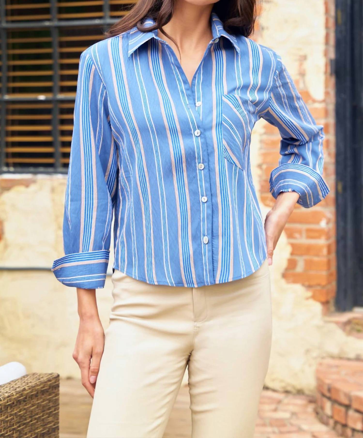 Finley - Crop Andie Shirt