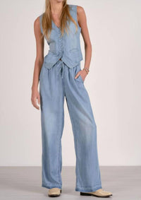 ELAN Chambray V-neck Vest in blue - women's blouse