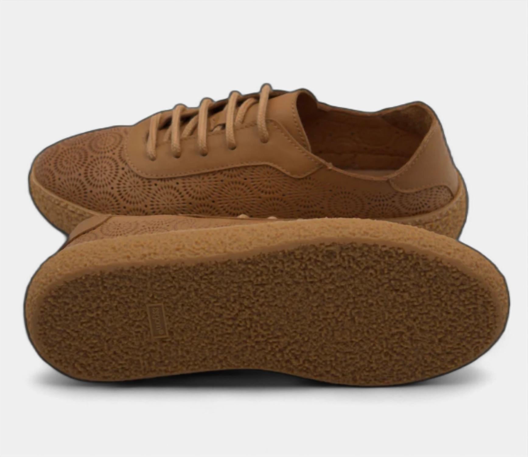 Lusso Beni - Women's Colette Sneaker