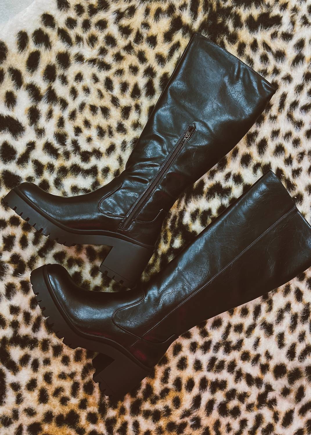 DIRTY LAUNDRY Women's Oakleigh Tall Shaft Boots in black - women's shoe