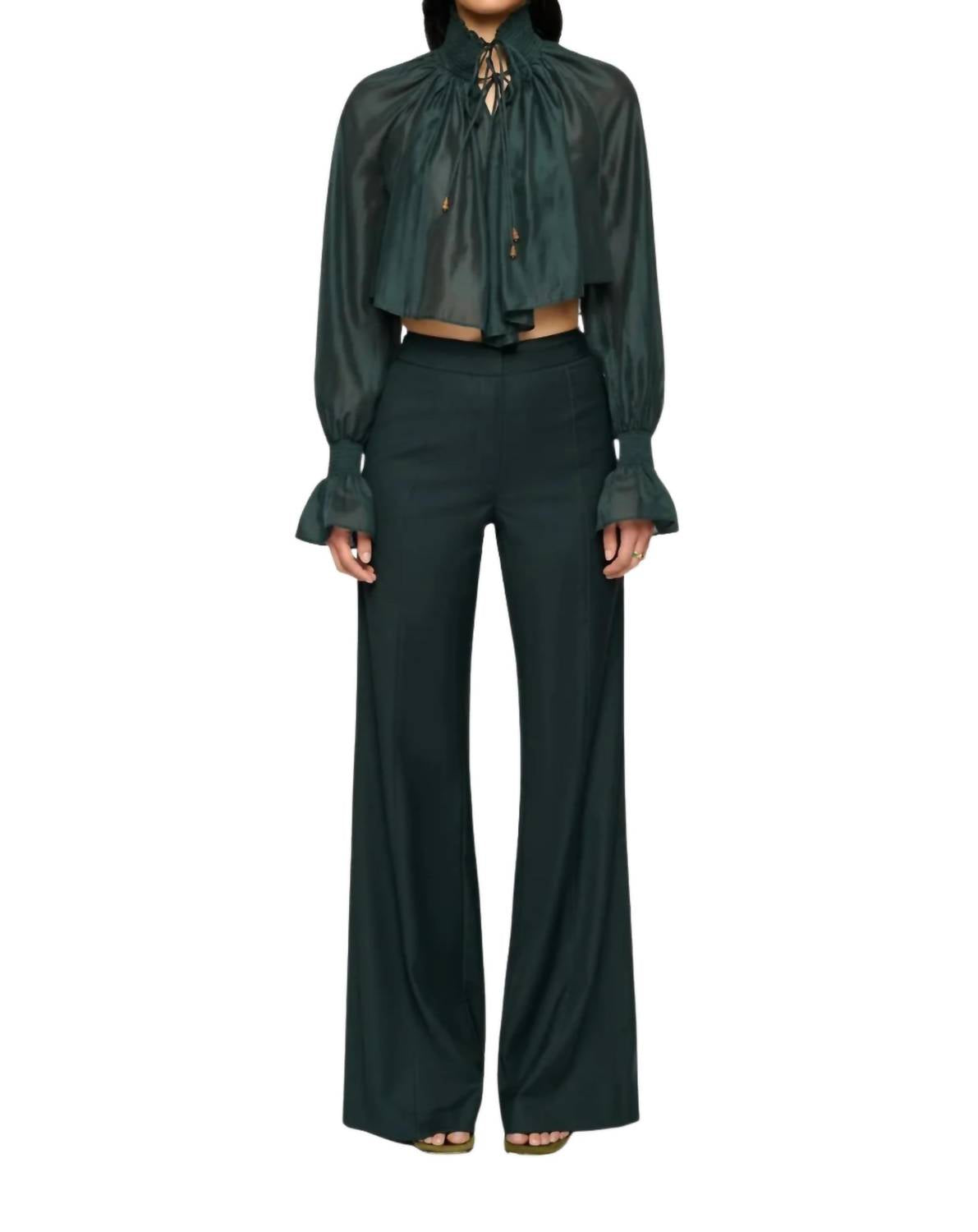 Clea - Laurel Cropped Shirt