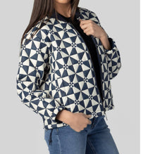 THE GREAT. Alps Puffer Jacket in quilted vintage navy 1 - women's jacket - view 4