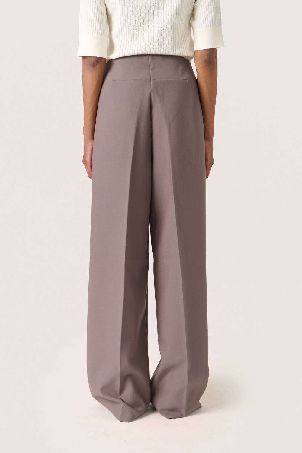 Soaked In Luxury - Corinne High-waisted Wide Legs Trousers