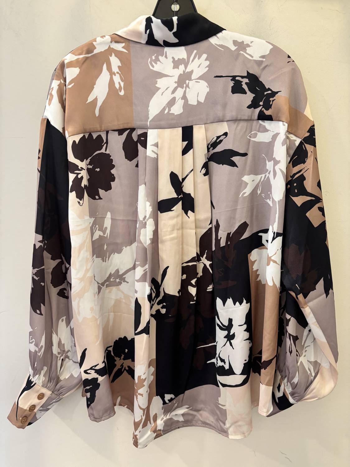 Jade - Floral Button-Front Blouse
