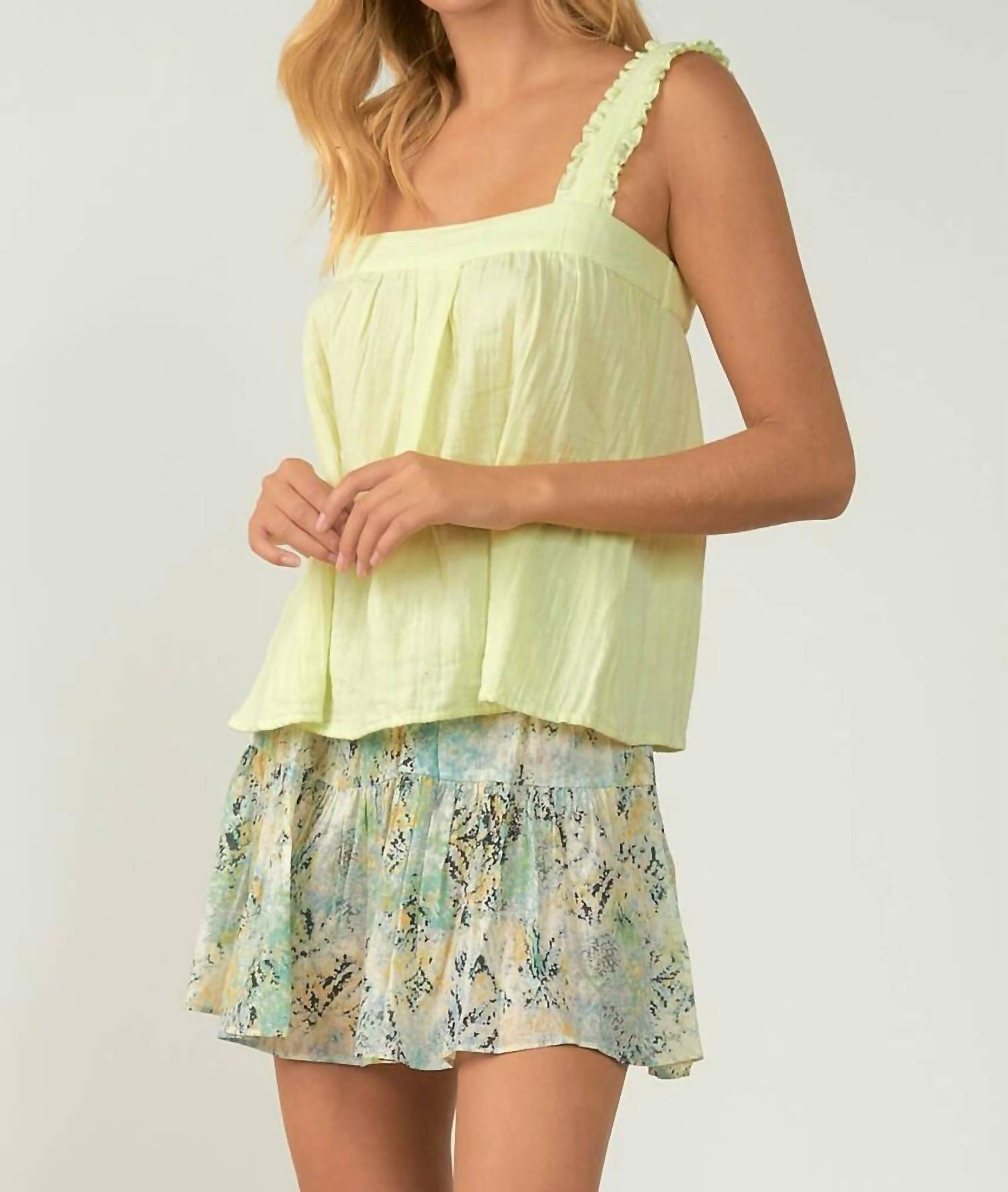 Elan - Flowy Sleeveless Top
