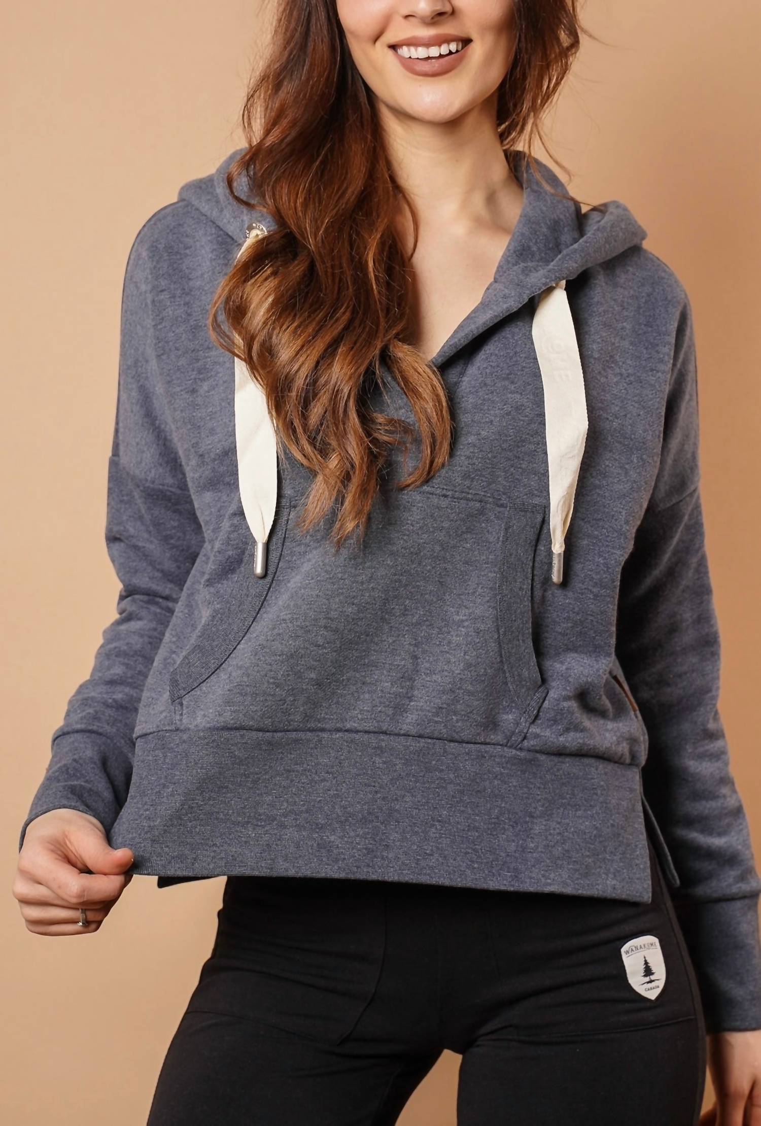 Wanakome - Aksu Cropped Hoodie