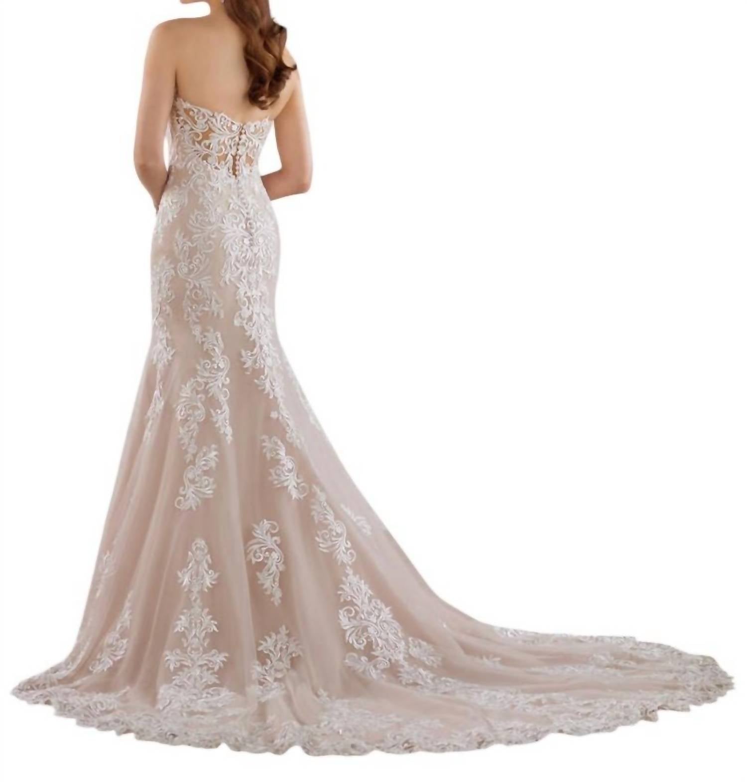 Essence Of Australia - Romantic Vintage Lace Wedding Gown