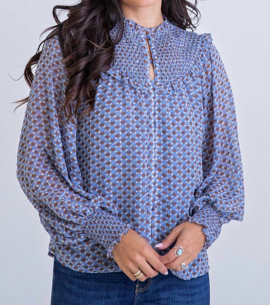 Karlie - GEOMETRIC SMOCKED BUTTON TOP