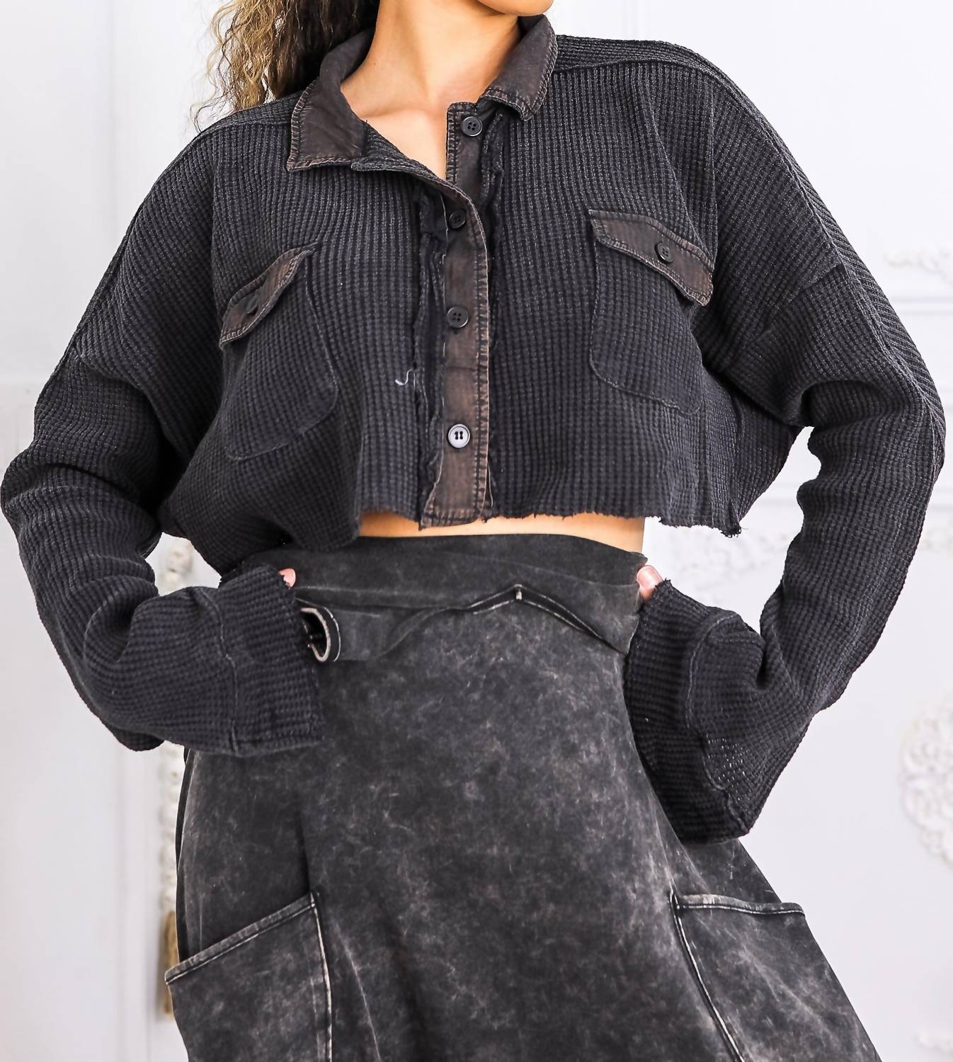 Surelymine - Waffle Knit Cropped Button-up
