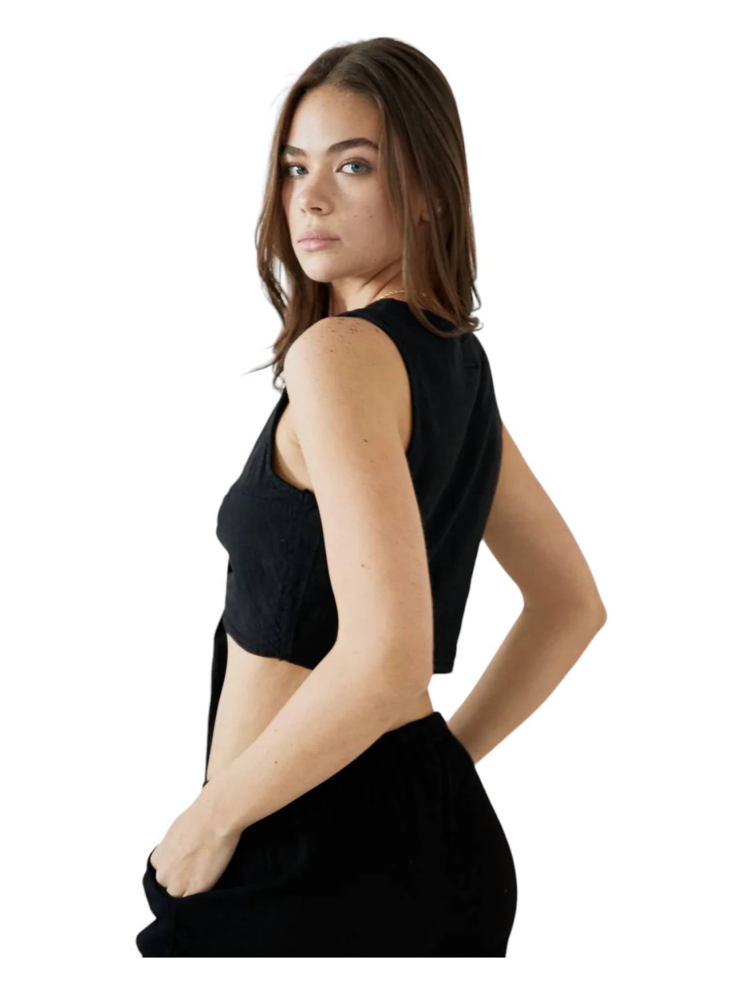 Blanco By Nature - Lou Sleeveless Knot Front Crop Top