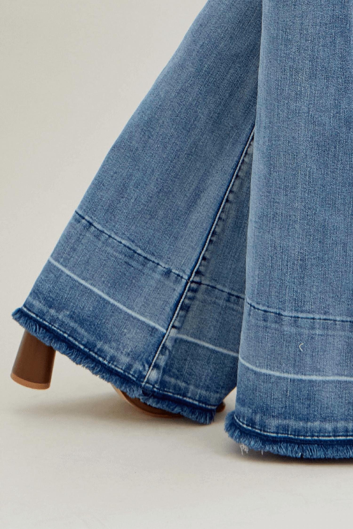 Judy Blue - High Waisted Tummy Control With Release Hem Flare Jeans