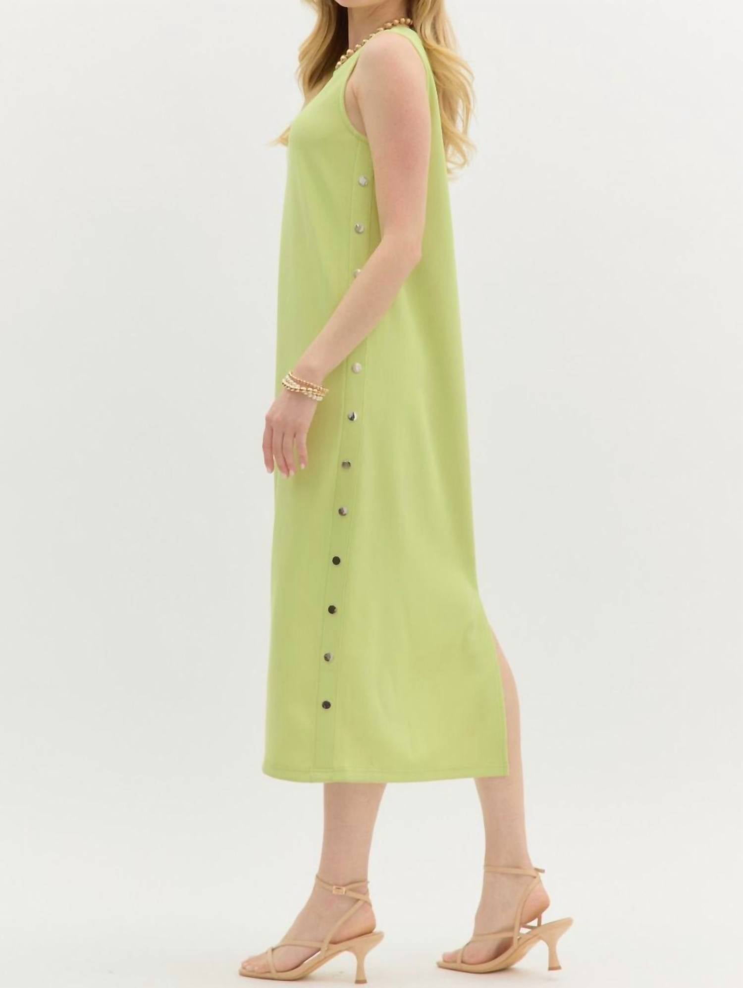 Entro - Solid Rib Textured Midi Dress