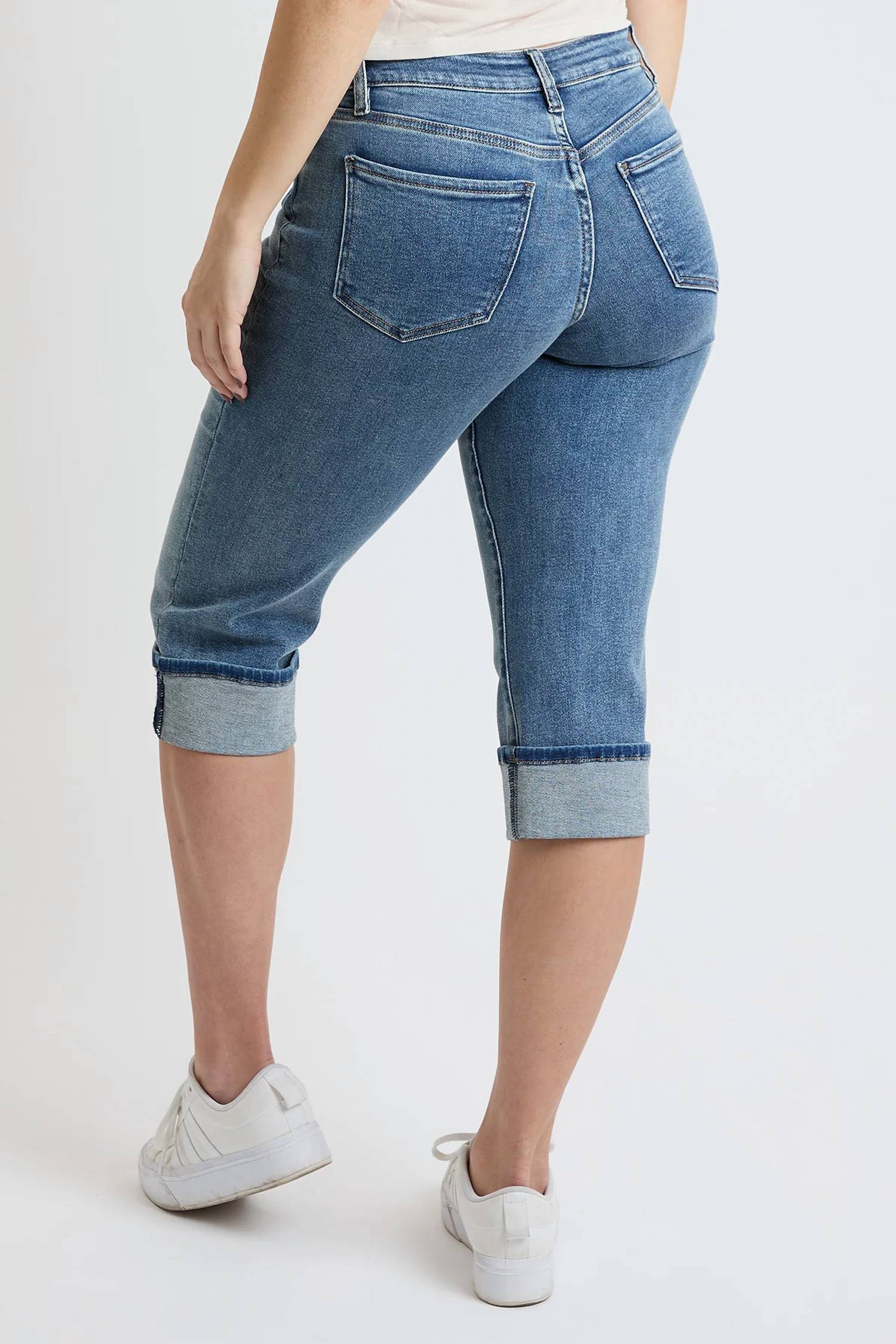 Ymi - Mid Rise Premium Stretch Essential Cuff Capri Pants