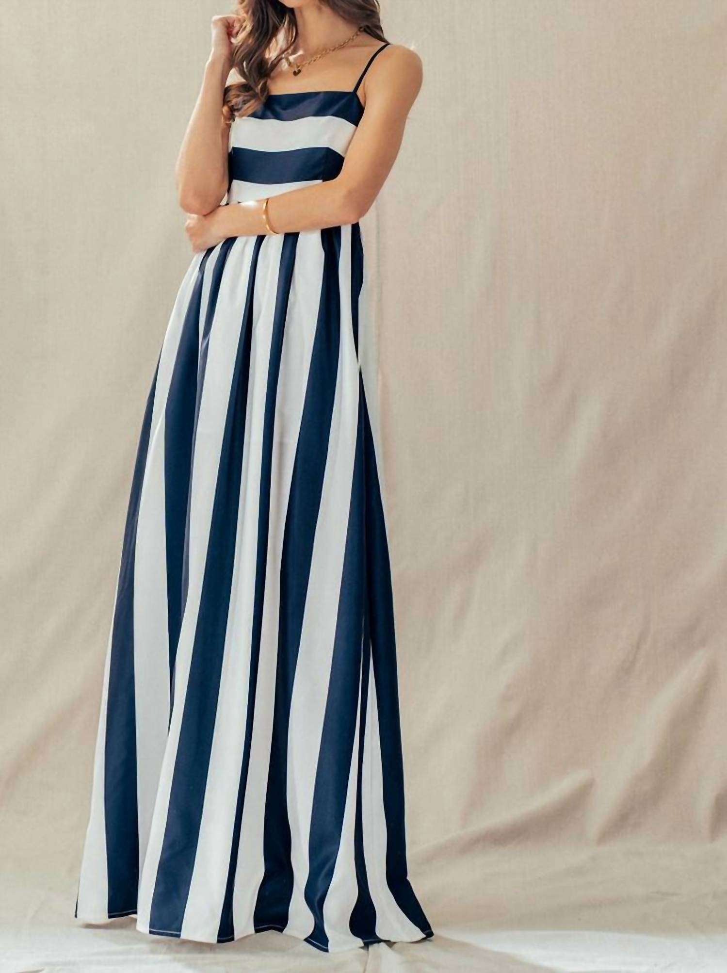 Urban Daizy - Striped Smocked Back Dress