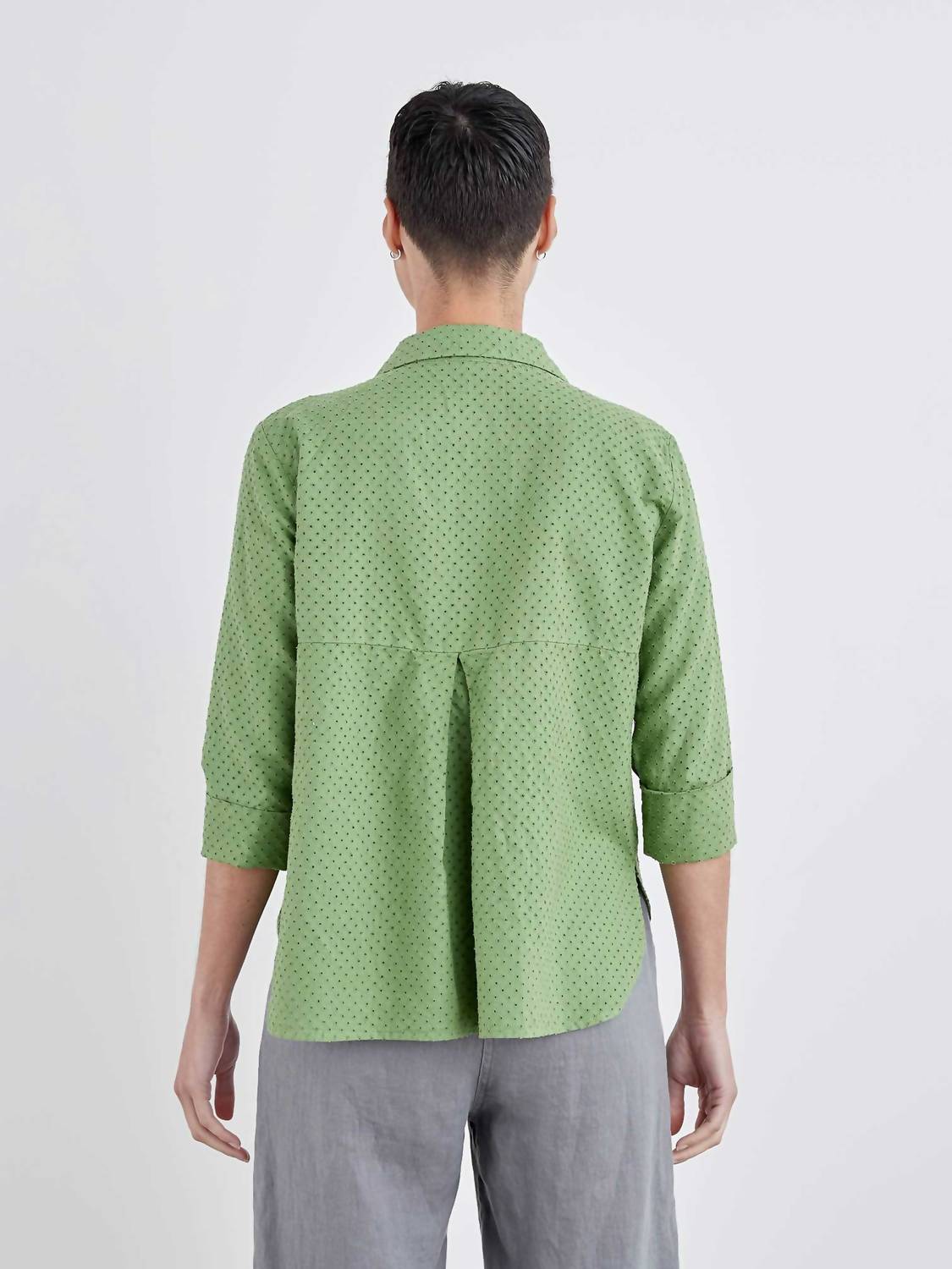 Cut Loose - Pinhole Crop Easy Shirt
