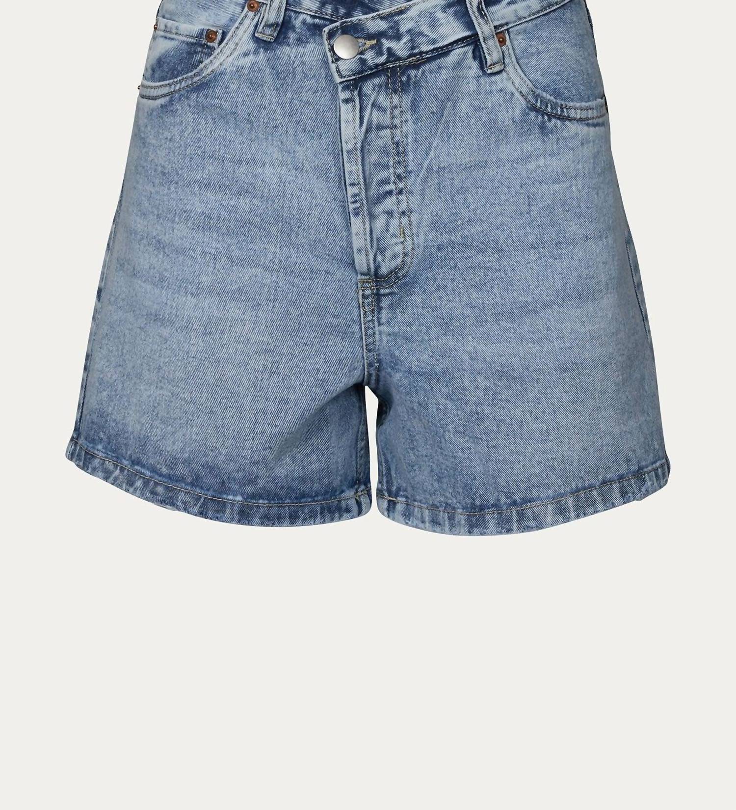 CRISS CROSS HIGH-WAISTED DENIM SHORT