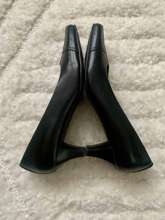 Naturalizer - Women's Abdella Pump