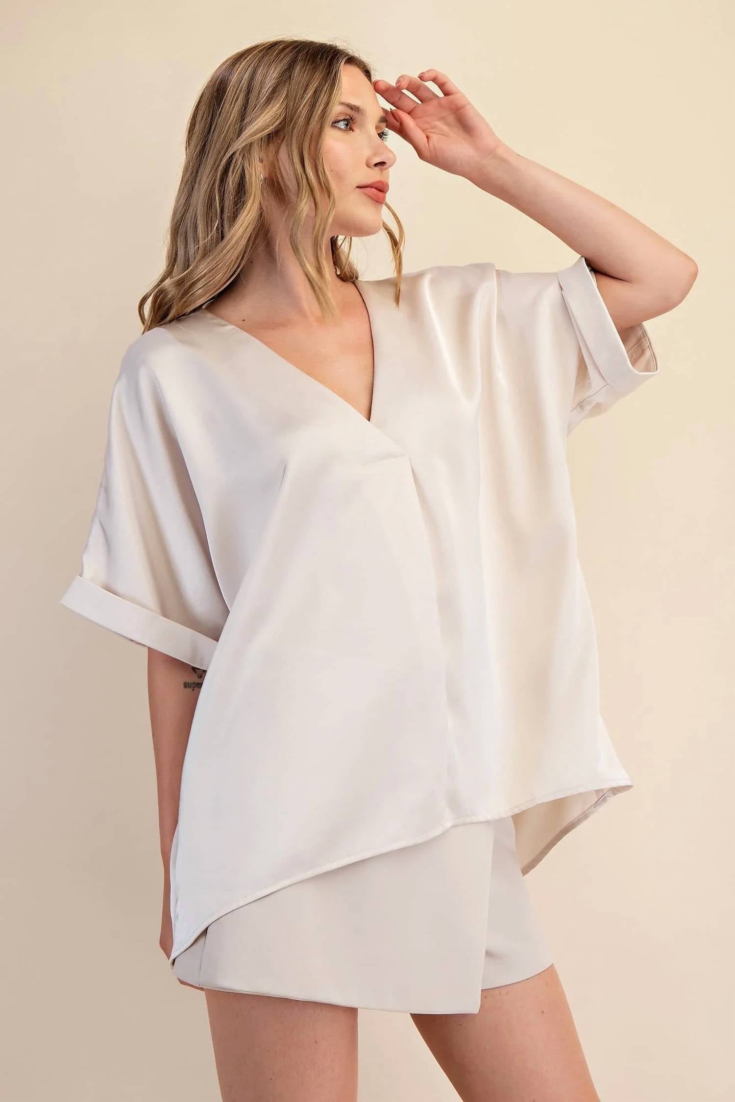 Glam - Reba V-neck Top