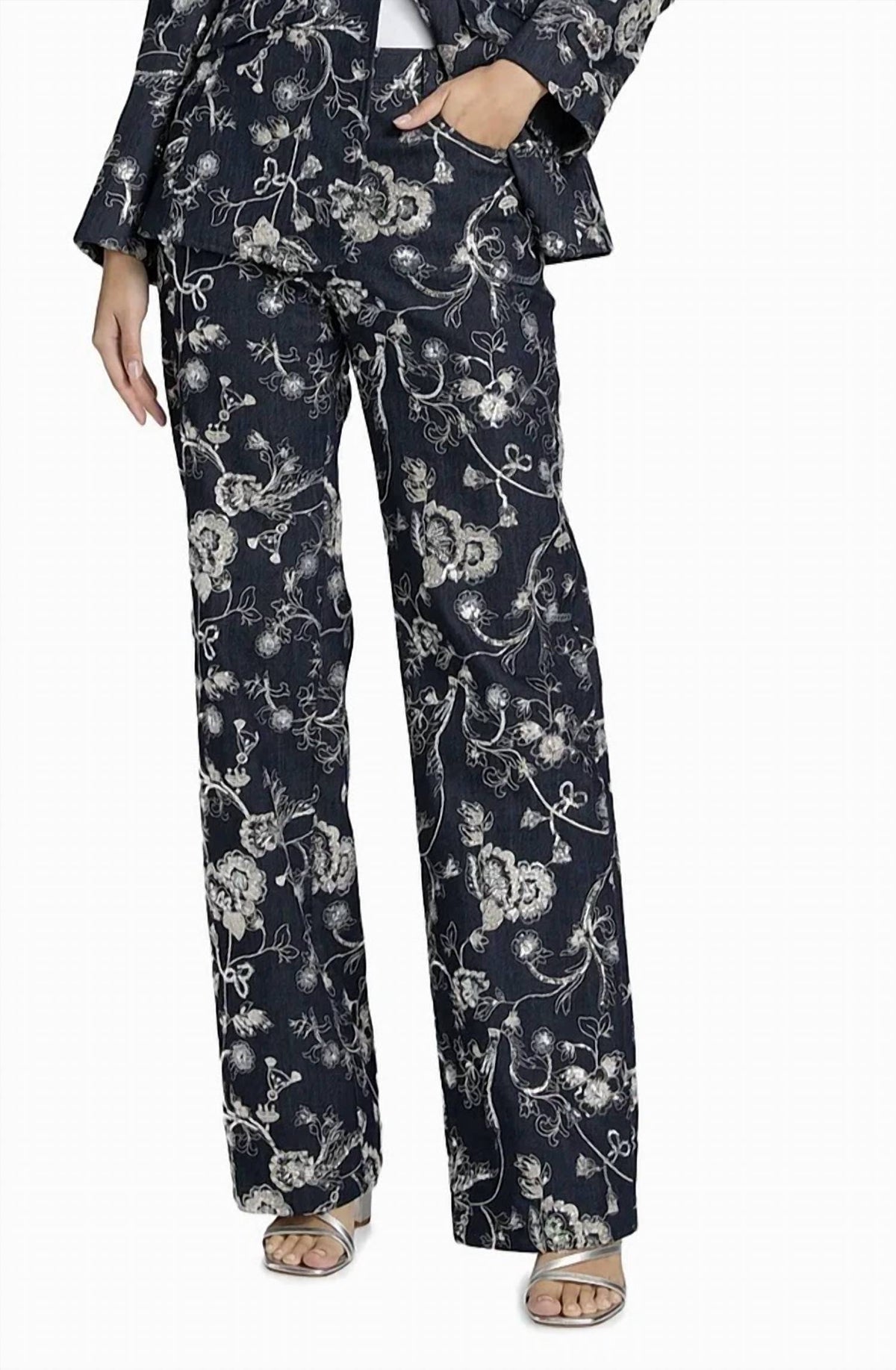 Cinq A Sept - GARDEN EMBROIDERED DENIM NOLITA JEANS