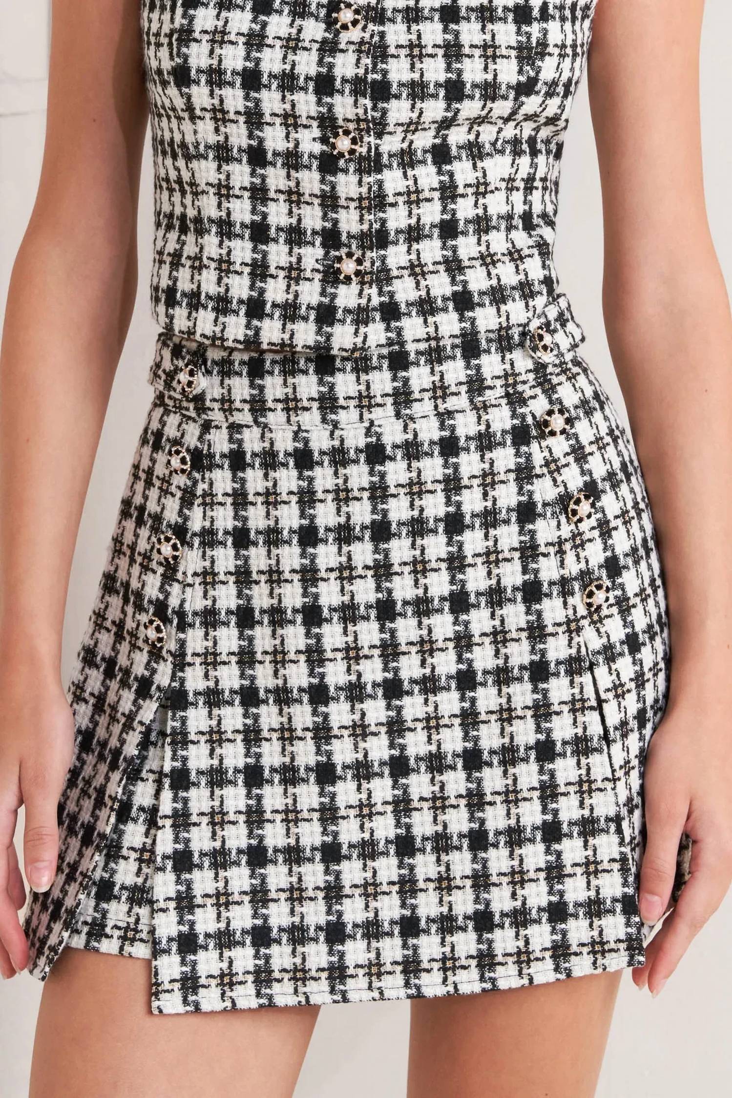 Flying Tomato - Valerie Pearl Button Tweed High Waisted Skort