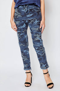 D STYLE SILVER STRIPE CAMO PANTS