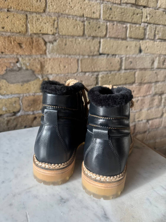 Montelliana - Women's Camelia Icon Boots