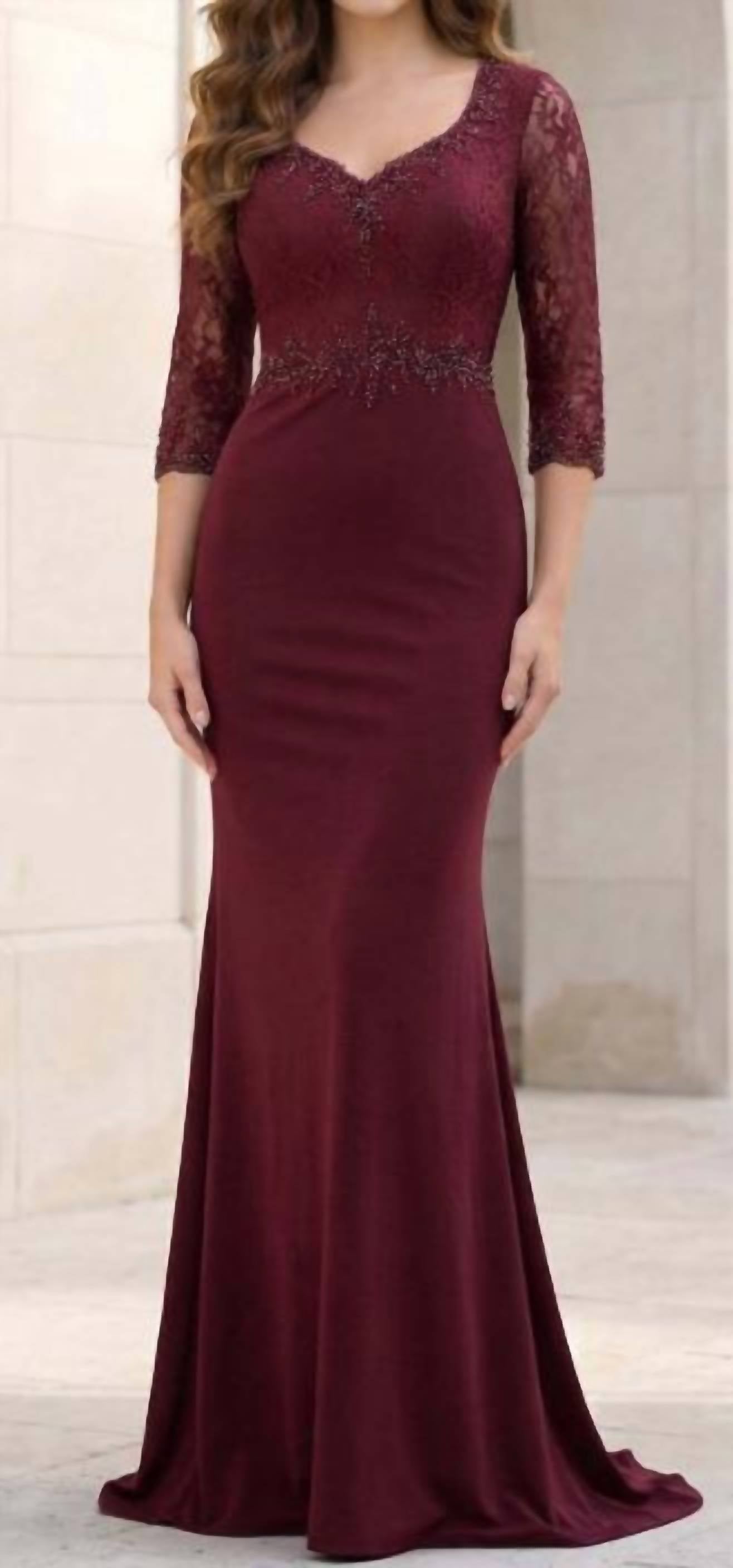 Lucci Lu - V-neck Long Dress