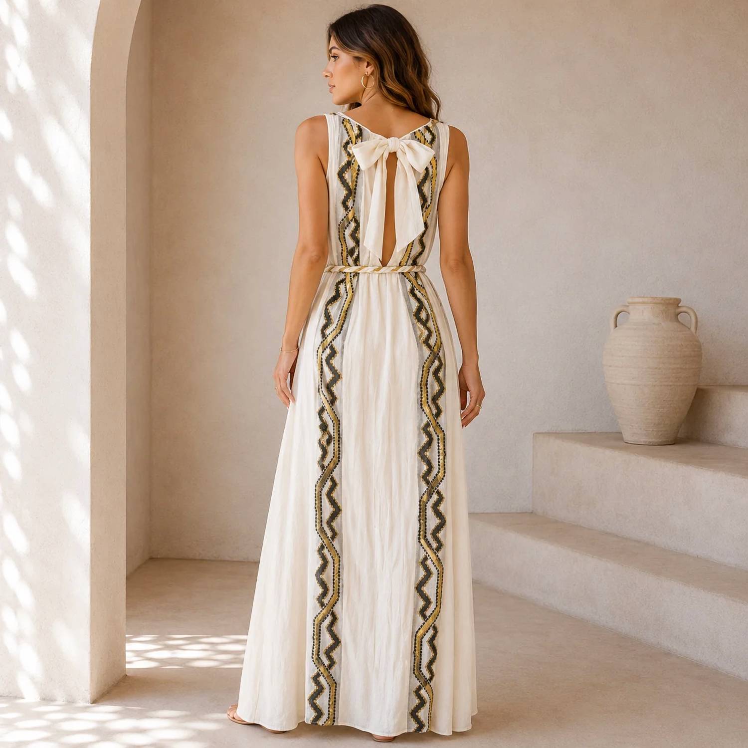 Mystery Resort - Verde Maxi Dress
