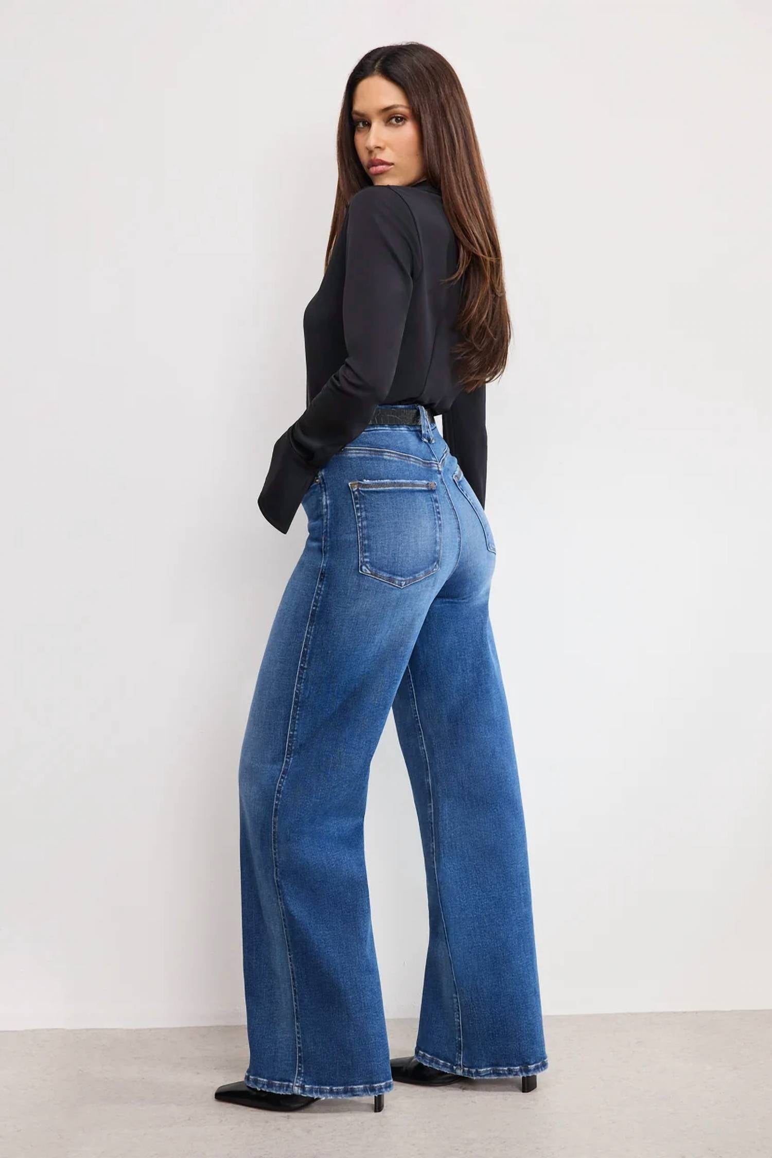 Good American - Soft Tech Good Skate Wide Leg Jeans