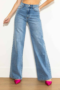 Vibrant M.I.U - Pearly Perfection Embellished Denim Jeans
