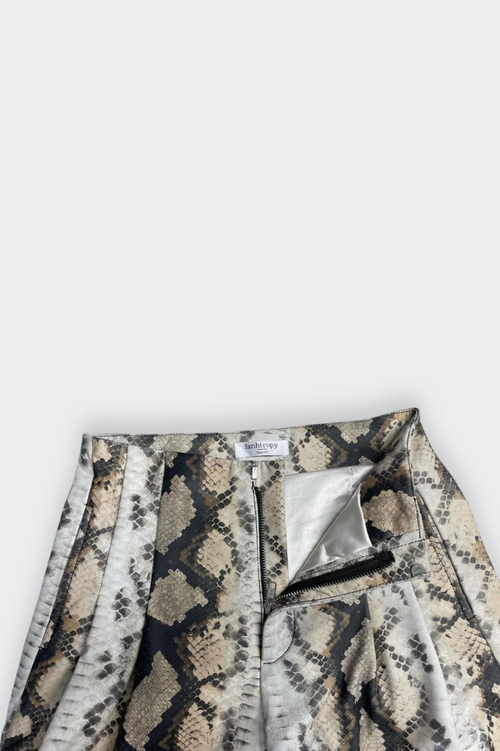 Lanhtropy - Women Frida Leather Shorts