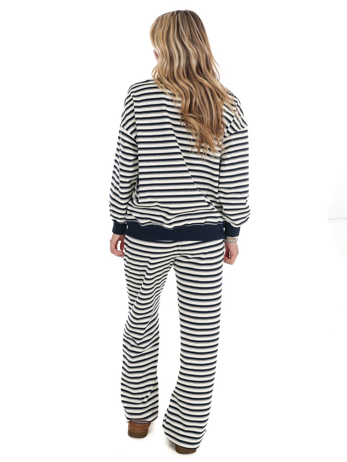Le Lis - Chill Mode Stripe Two Piece Set