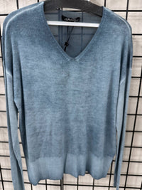 Charlie B - Women's V-neck Lightweight Sweater