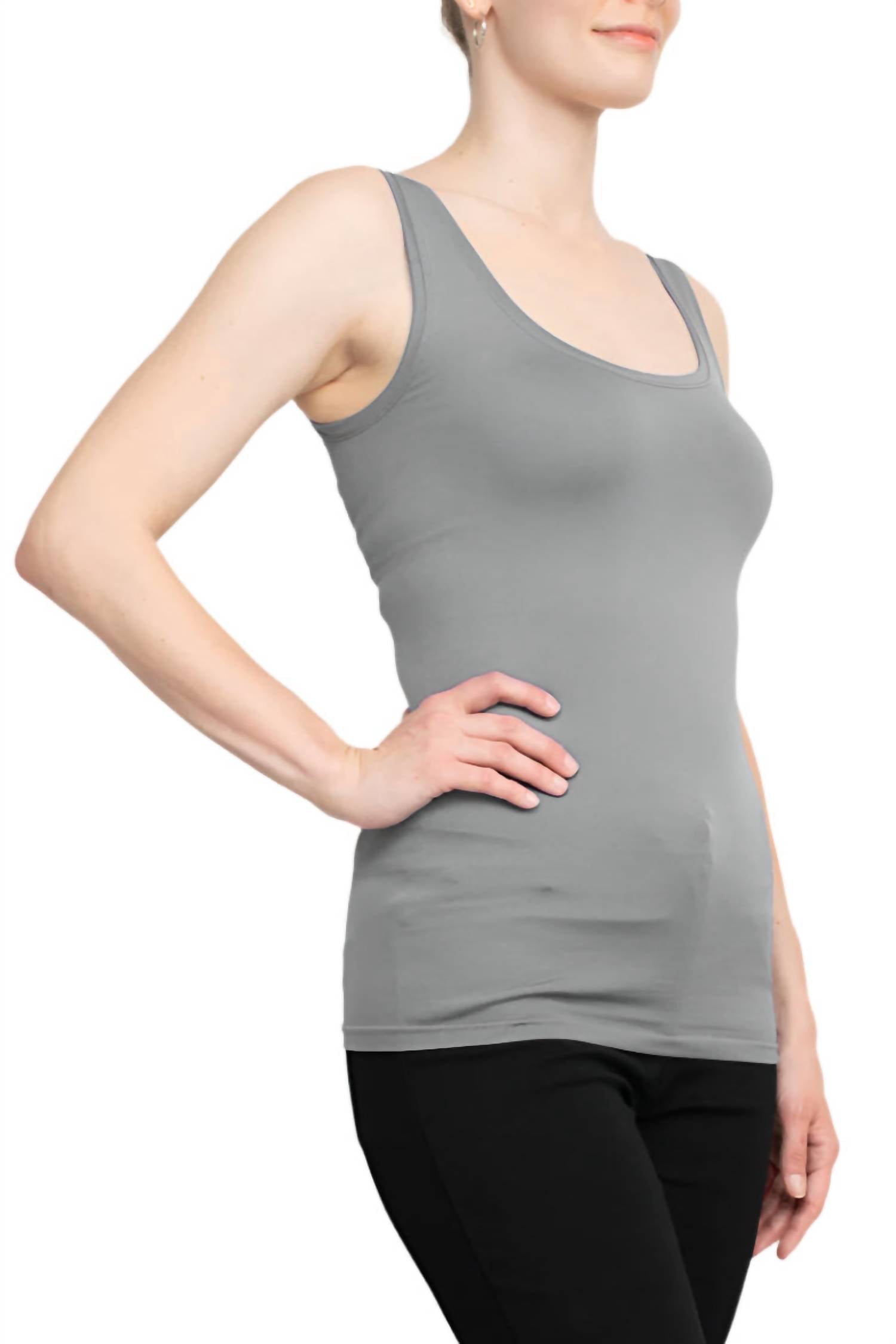 Alberto Makali - Scoop Neck Sleeveless Solid Spandex Top