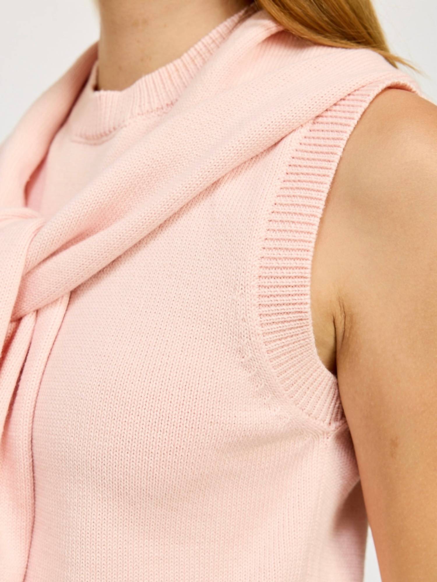 En Saison - Grace Sleeveless Sweater