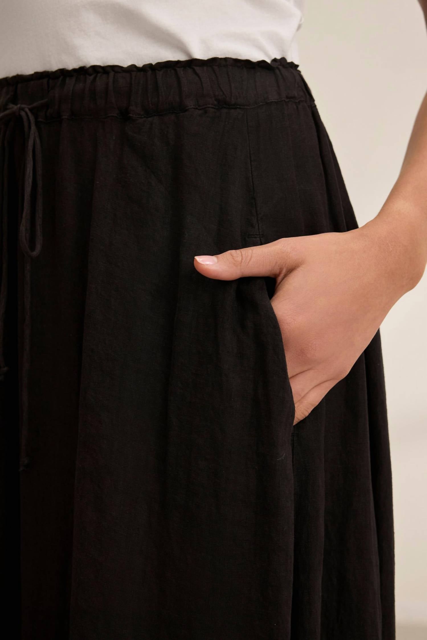 Velvet By Graham & Spencer - Memphis Linen Skirt