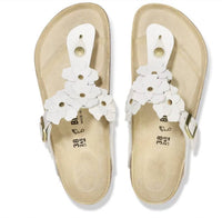 Birkenstock - Women's Gizeh Flower Sandals