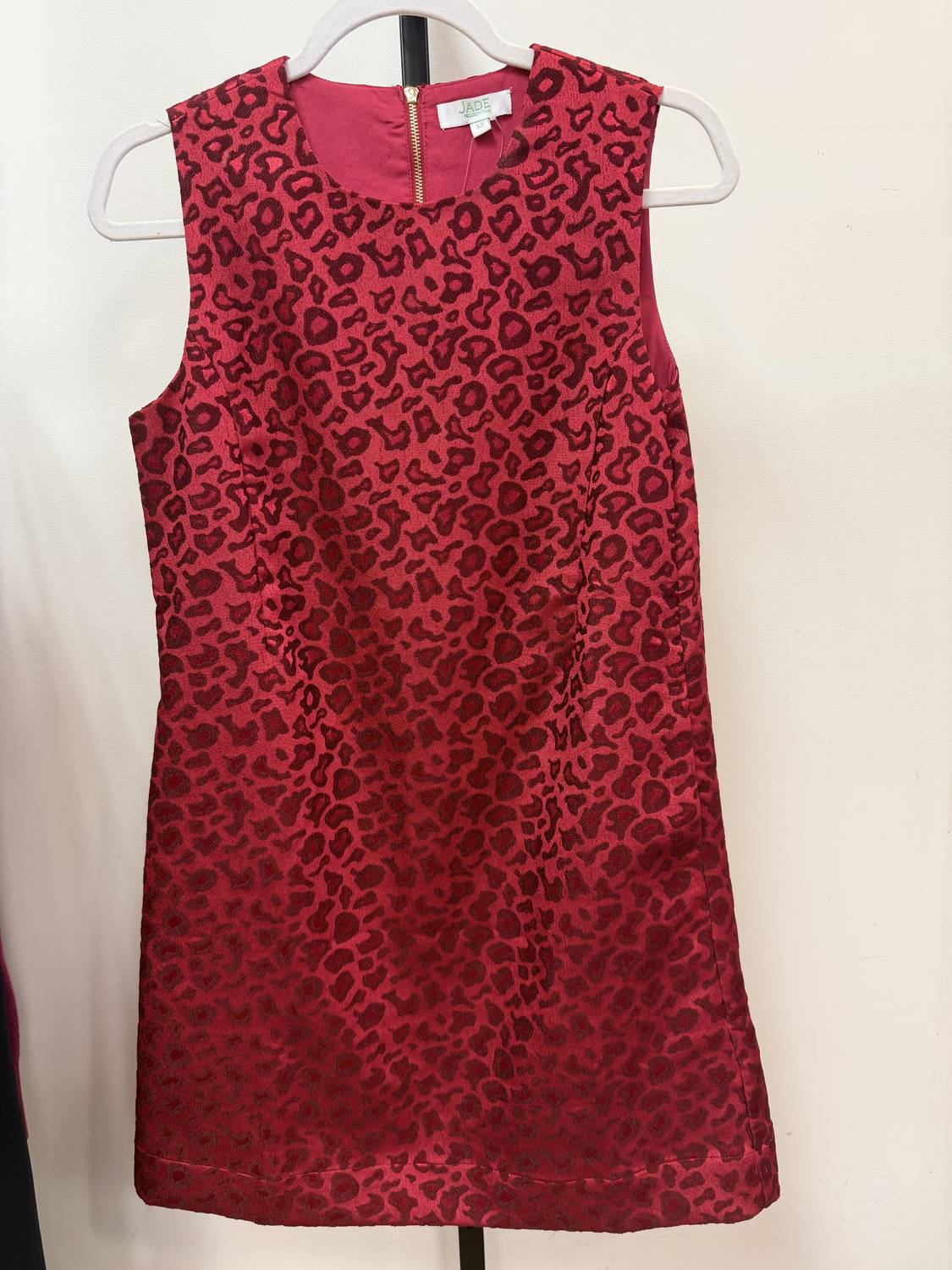 Jade - Women's Sleeveless Brocade dress
