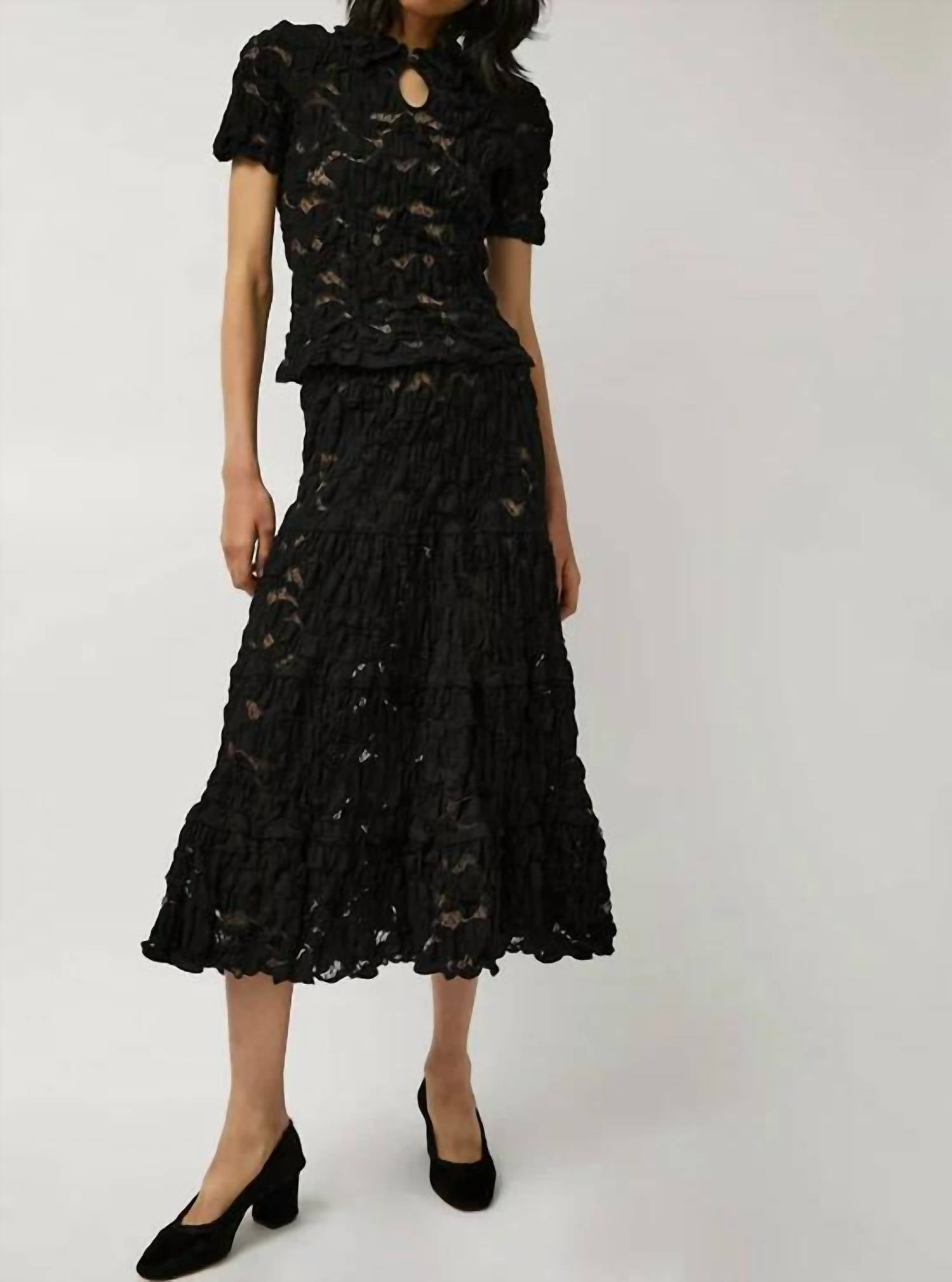 No. 6 - Rema Top