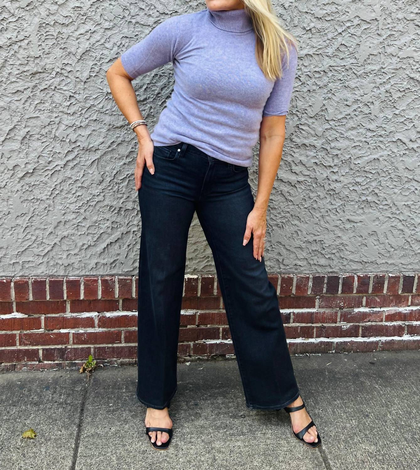 Pure Amici - Elbow Sleeve Turtleneck Blouse