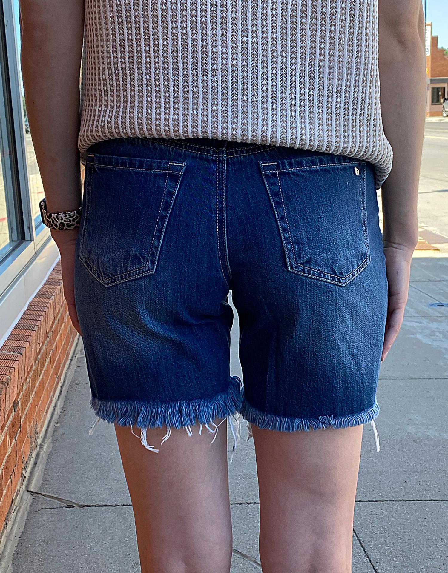 C'Est Toi - Destructed Mom Fit Frayed Short