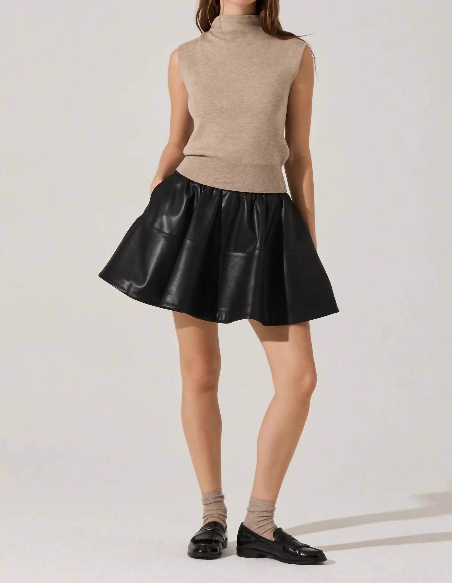 Astr - CHELSEY FLARED FAUX LEATHER SKIRT