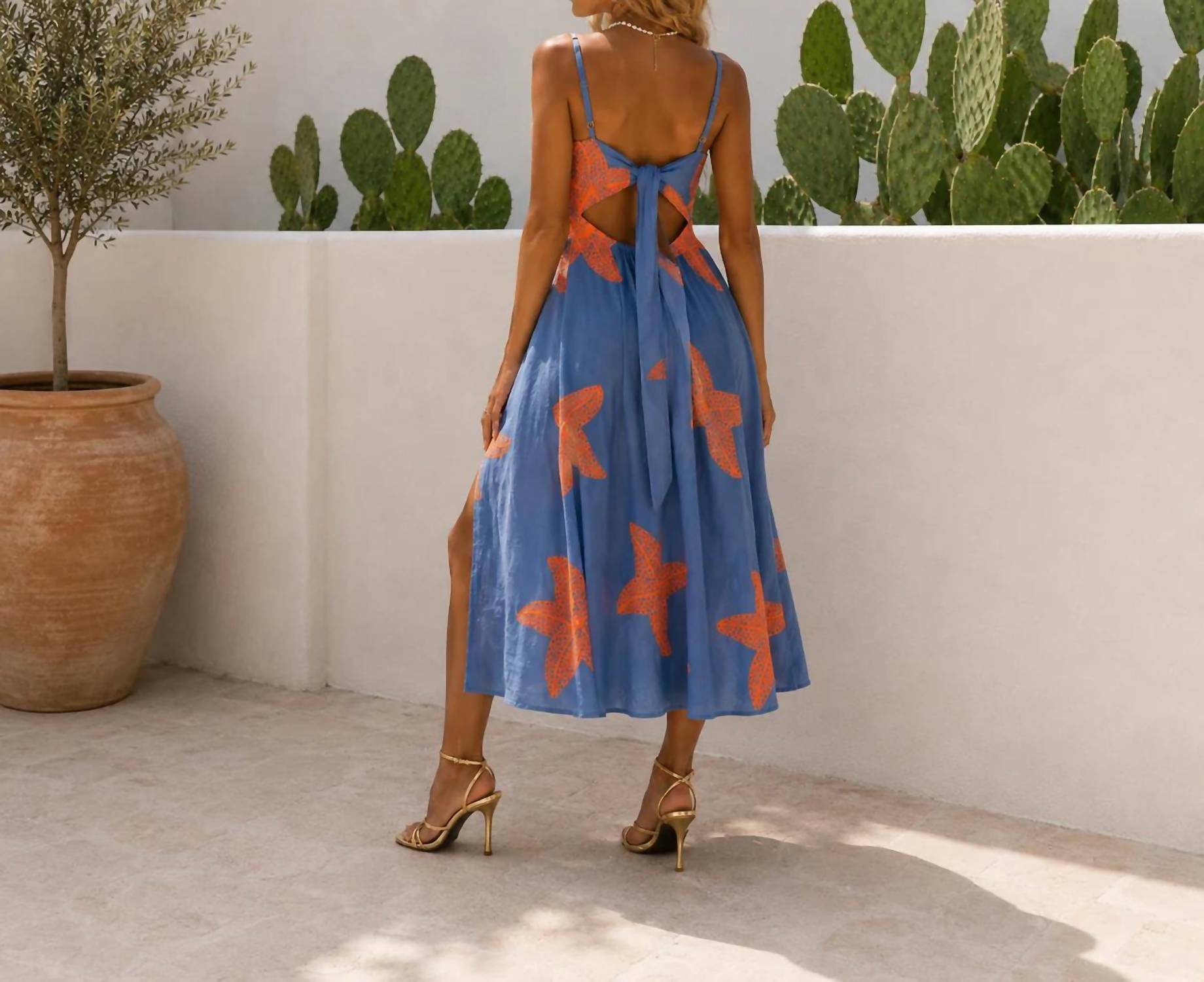 Mystery Resort - Starfish Midi Dress